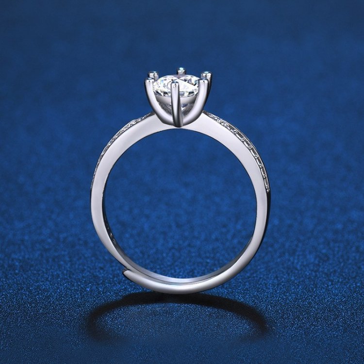 The new creative female rings